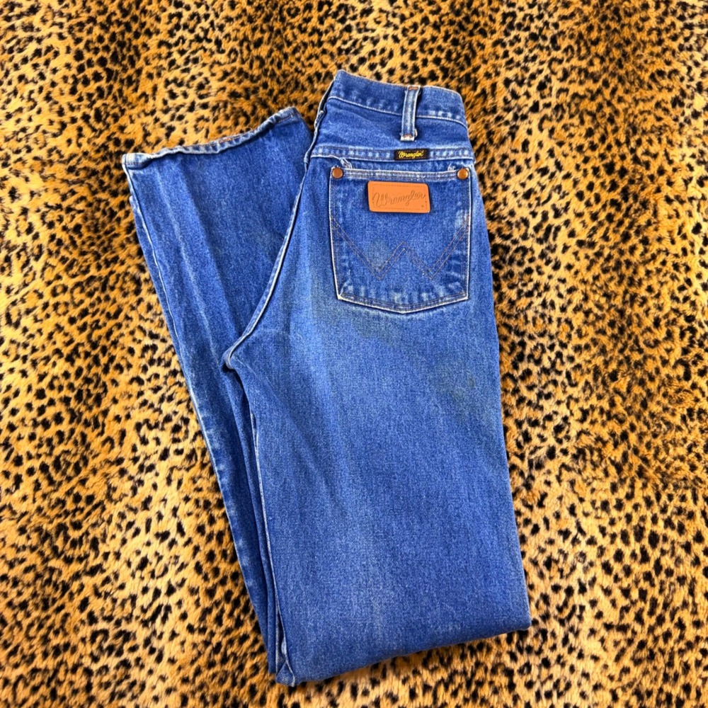 Vintage 1970s Wrangler 13MWZ Cowboy Cut Blue Jeans 28x34 USA Made